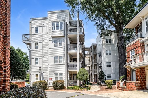 536 Oakland Ave – photo 1