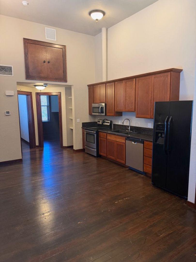 Cheney House: 30 F St. Unit 3