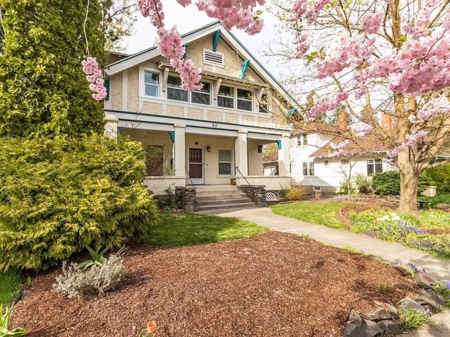 Spokane Apartment: 30 W. 15th Ave