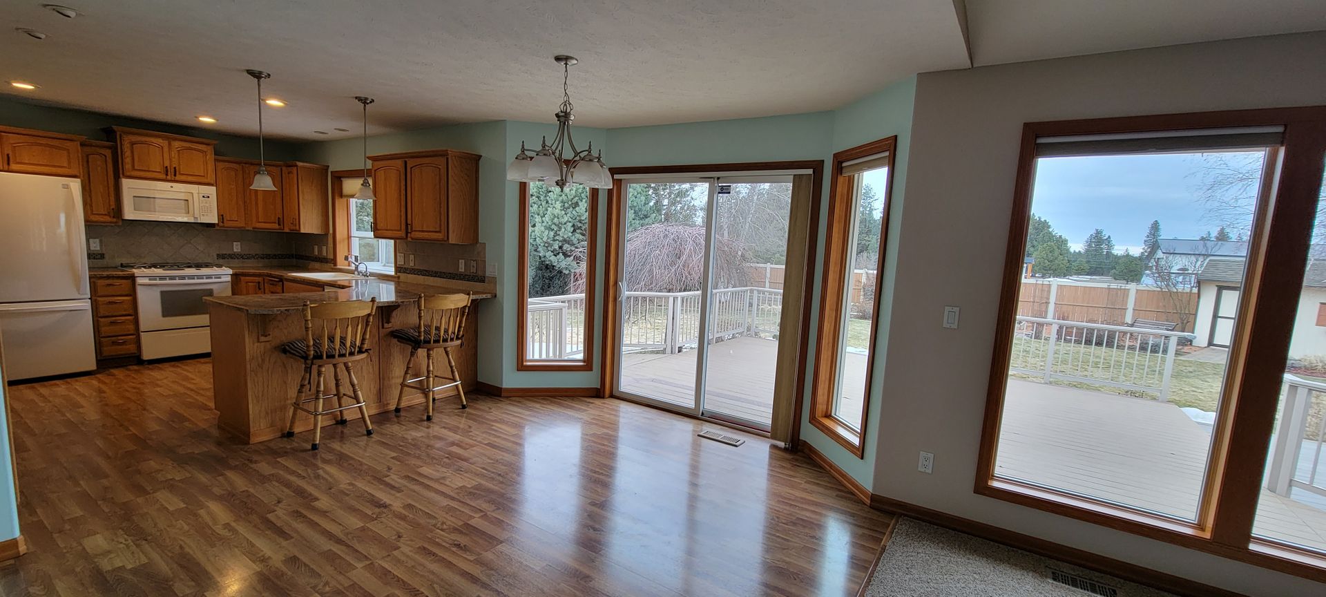 Mead House: 3719 E Thrush Lane