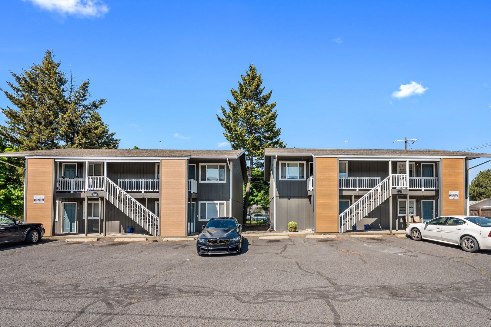Spokane Apartment: 3125 E. Carlisle Ave