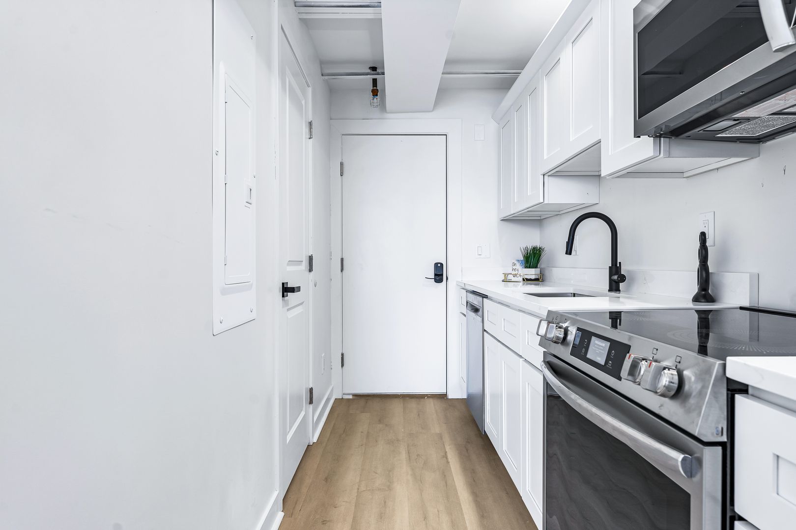 Providence Townhome: 50 Murray Street