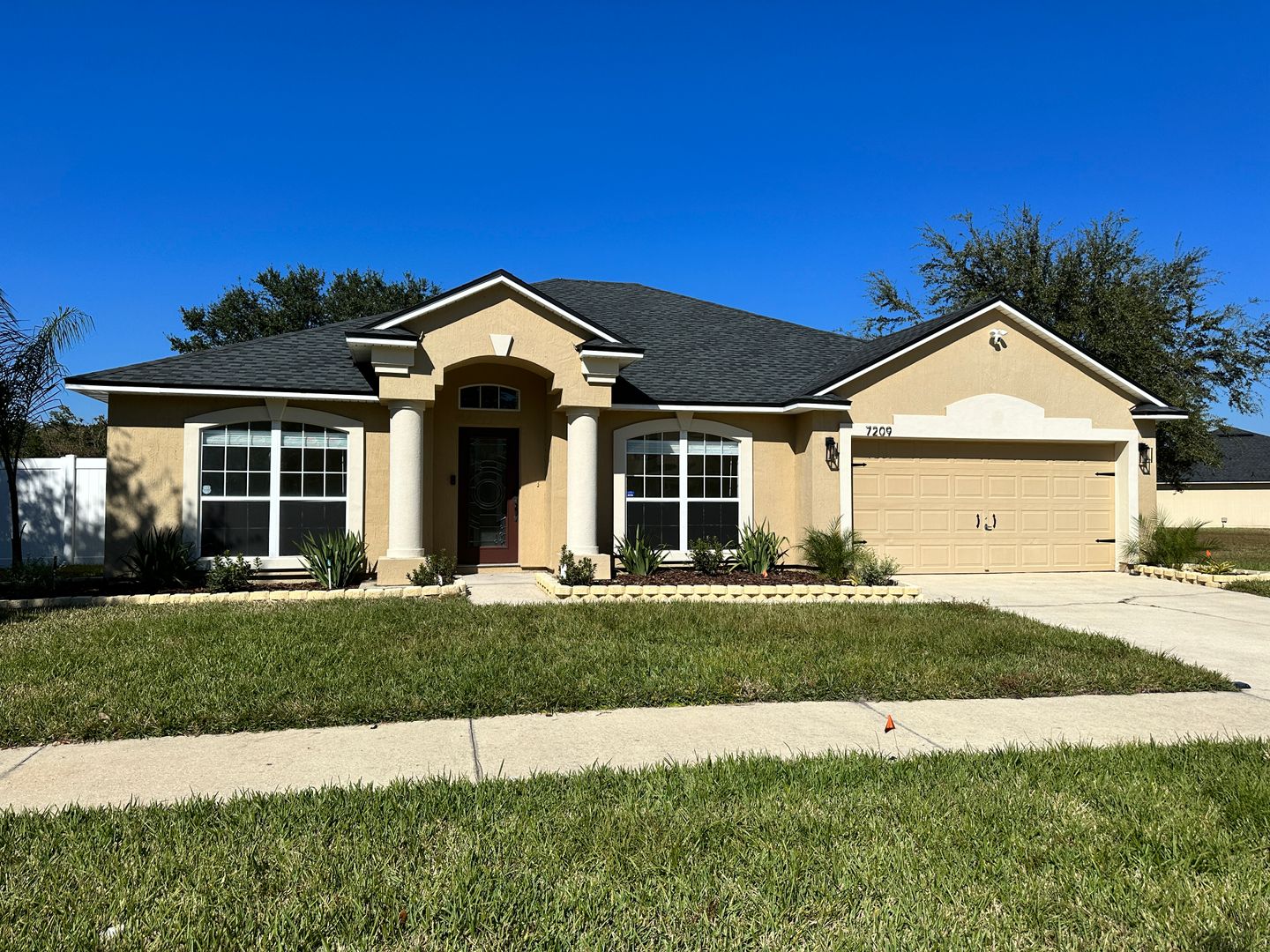 JACKSONVILLE House: 7209 ROSE CREEK LANE