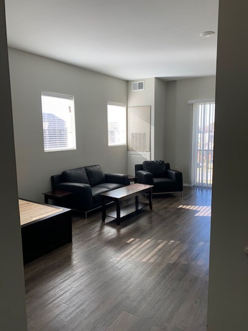 Pittsburg Apartment: 2602 Springdale