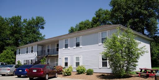 Spacious and Clean 3 Bedroom / 2 Bathroom