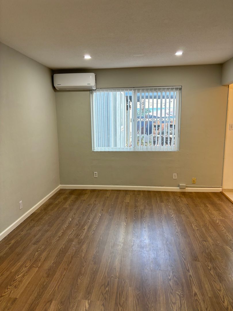 Sacramento Apartment: 610/614 23rd St.