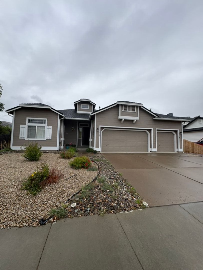 Reno House: 740 Silver Run Drive