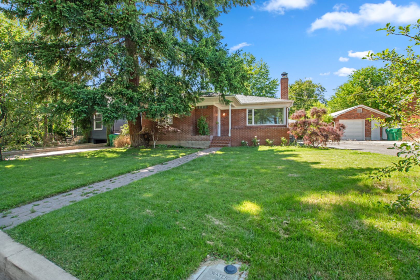 Reno House: 1395 Nixon Ave