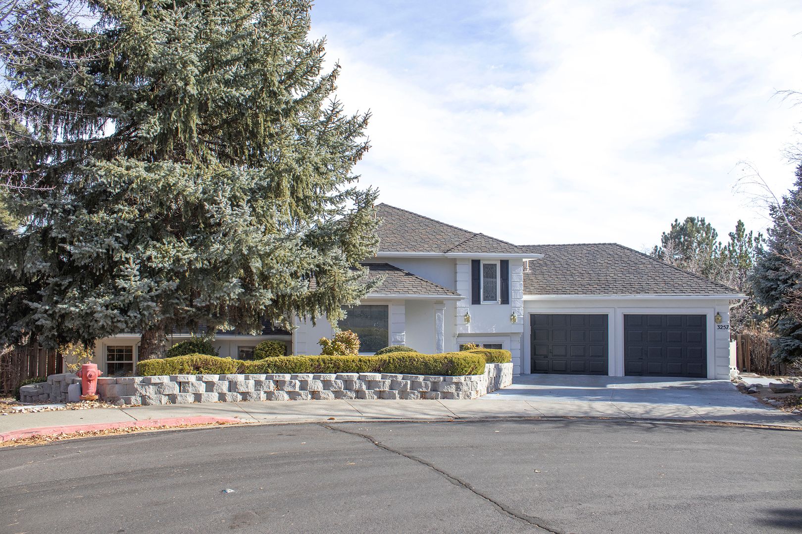 Reno House: 3257 Kingfisher Dr