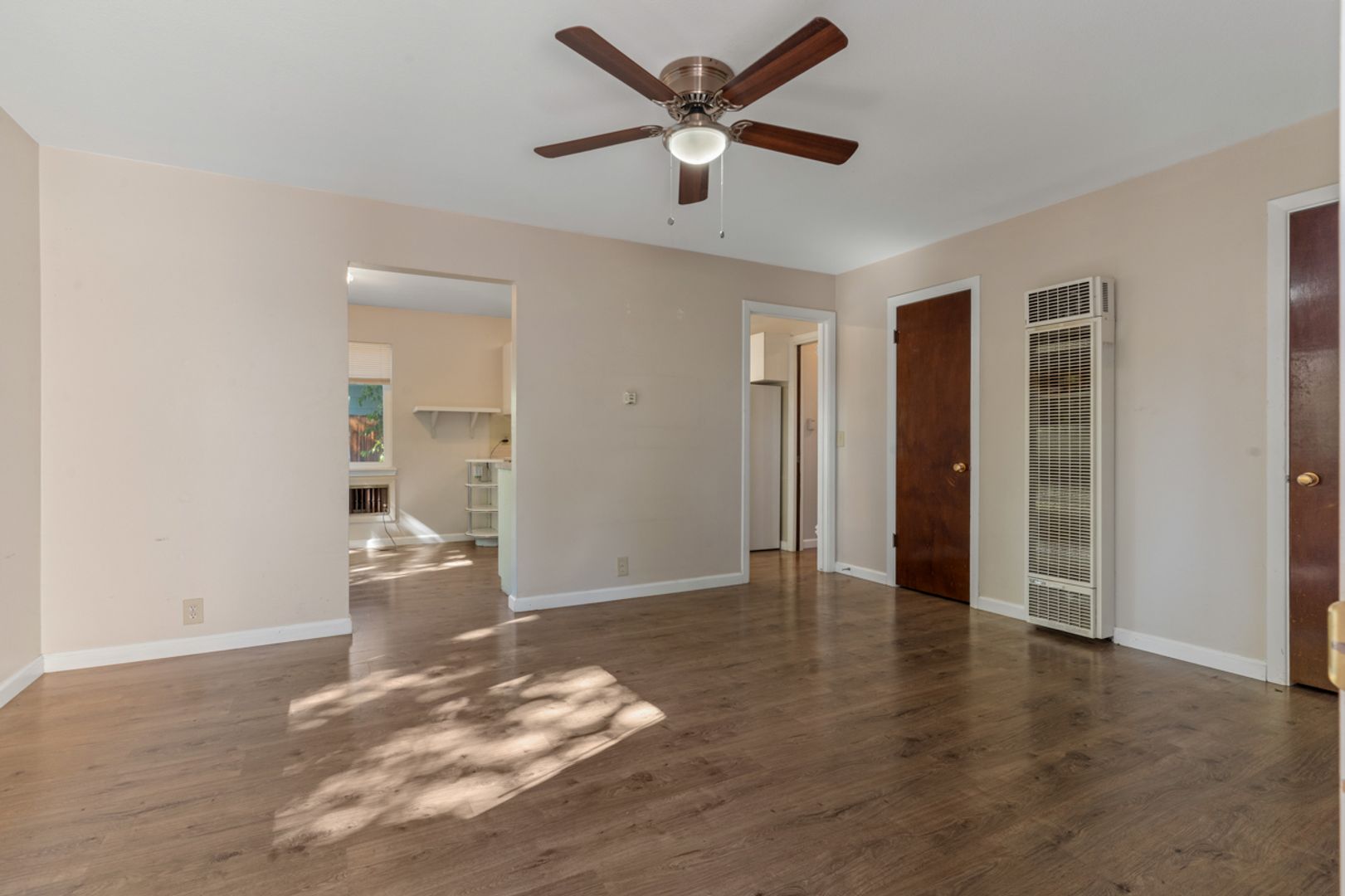 Reno House: 1325 Kirman Ave