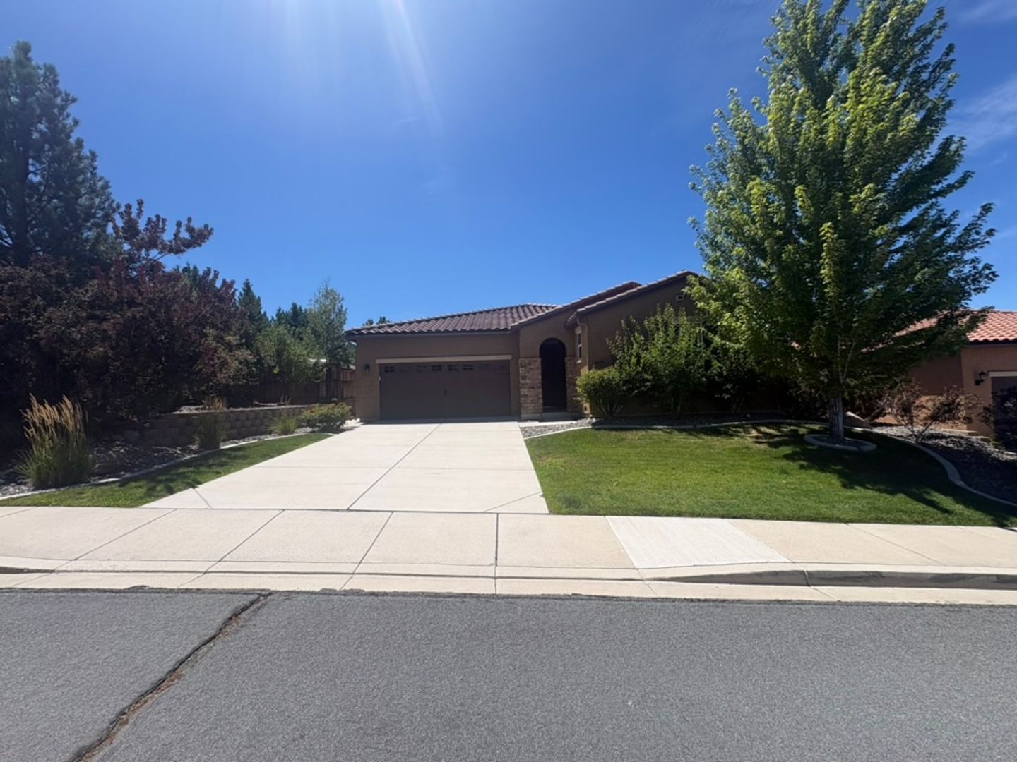 Sparks House: 2827 Earthstone Dr