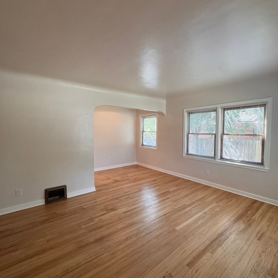 ONE TIME - 1290 Gordon 2 of 12