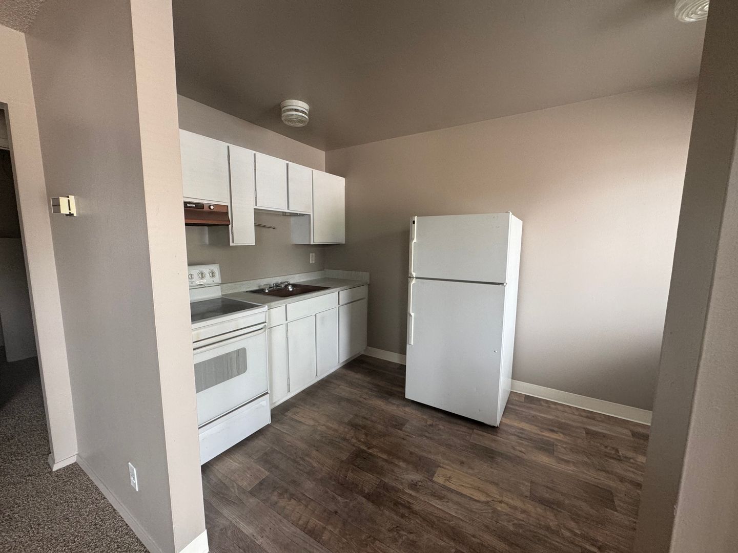 Sparks Apartment: 930 I Street