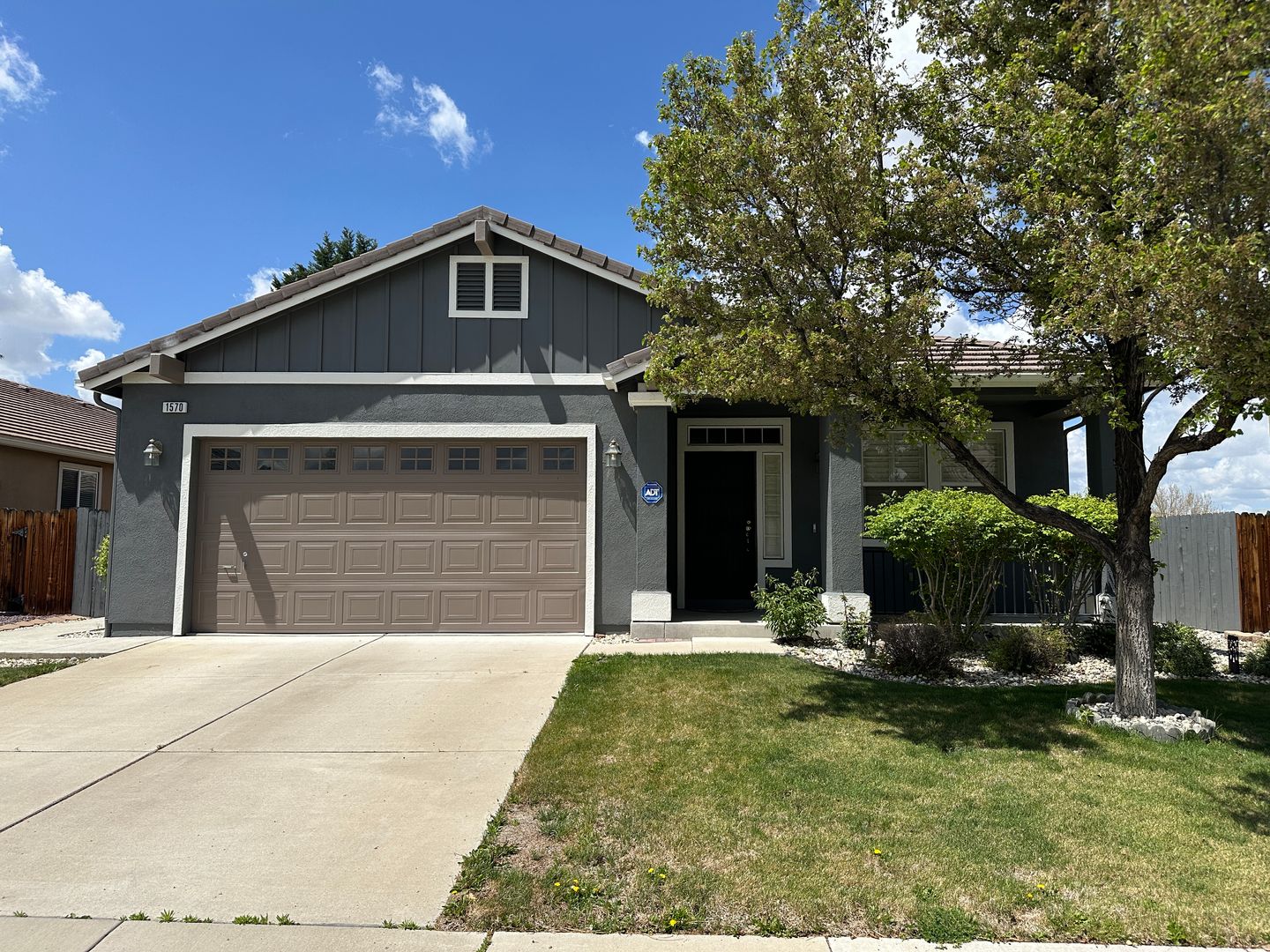 Sparks House: 1570 Iratcabal Dr