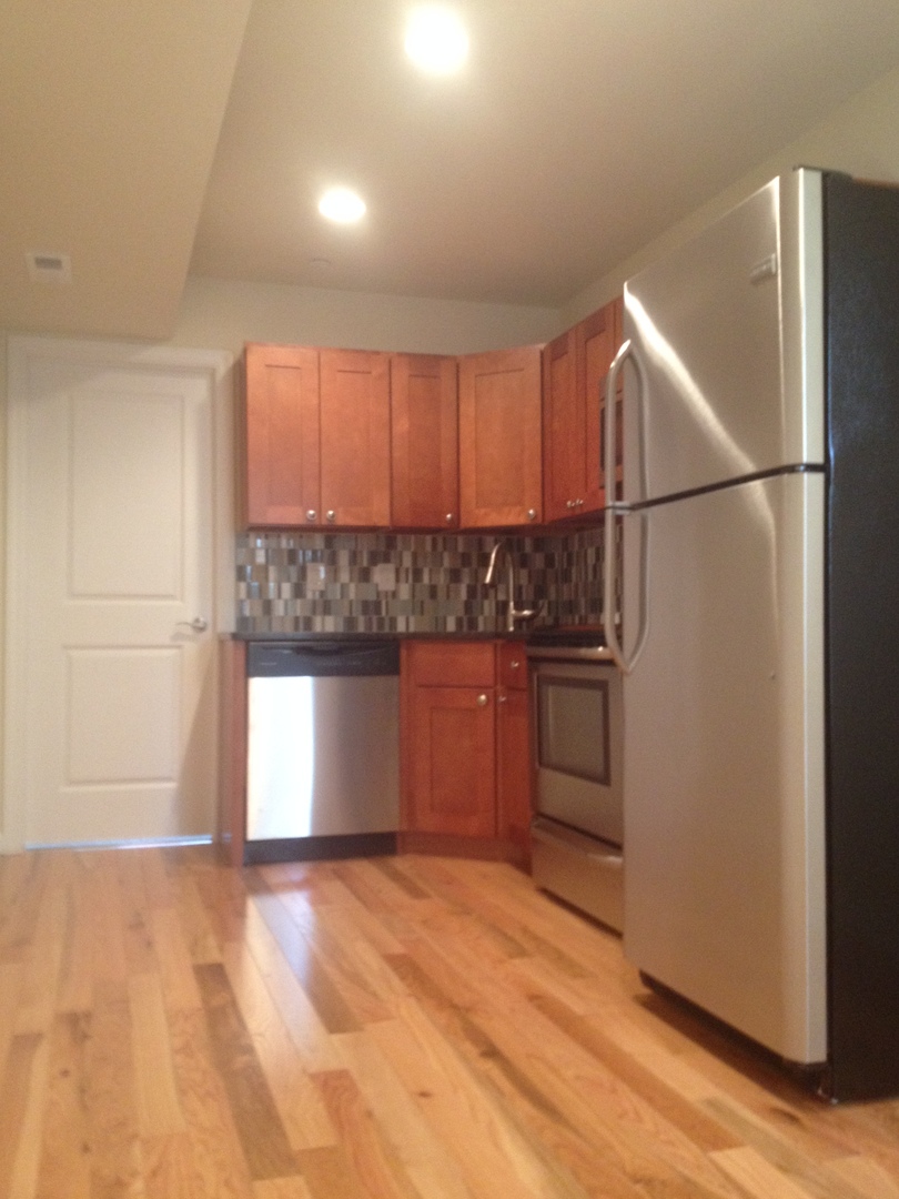 Philadelphia Apartment: 415 N 41st Street