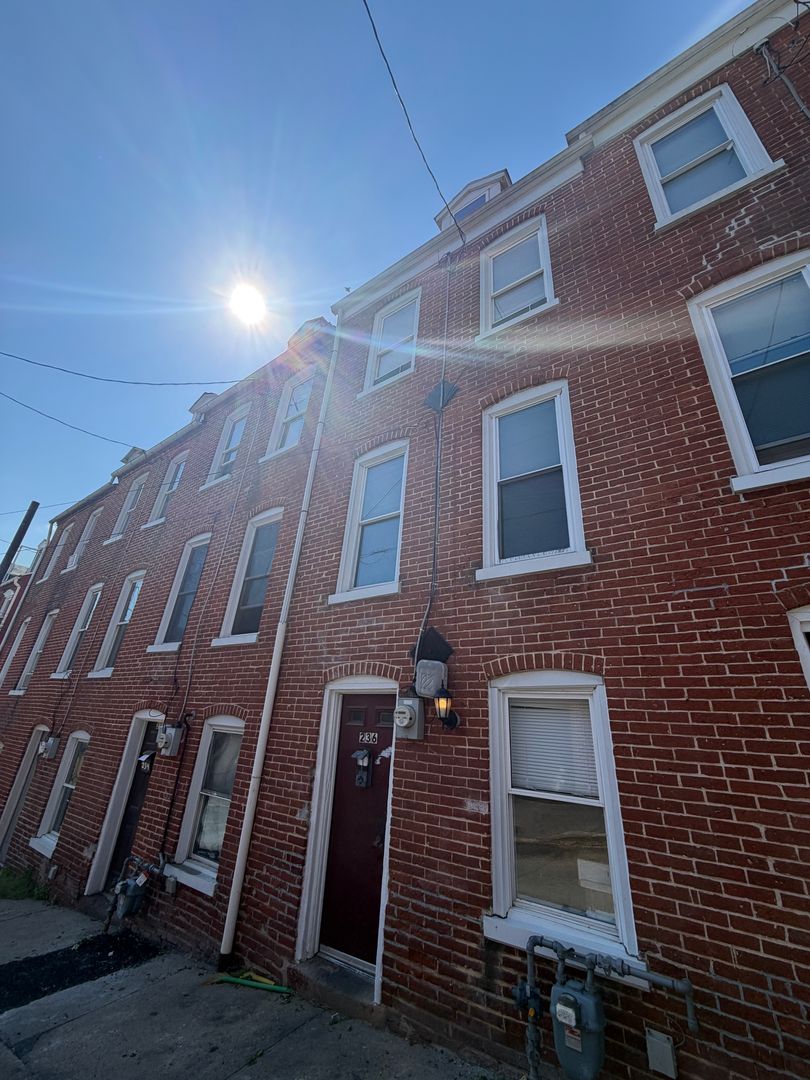 Lancaster Apartment: 236 West Mifflin Street