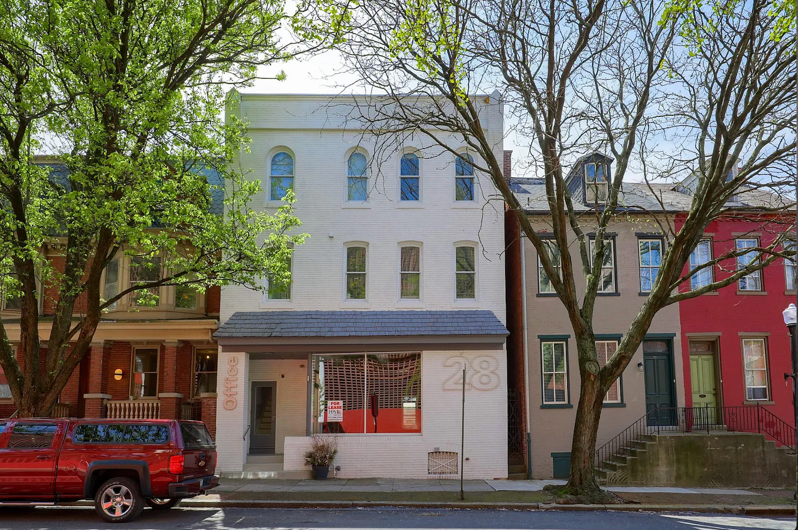 Lancaster Apartment: 28 East Vine Street