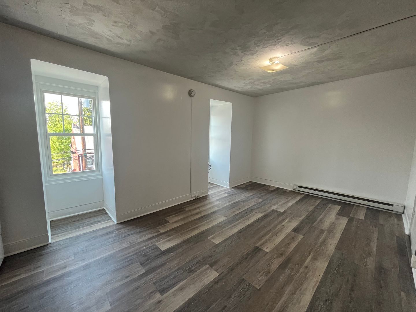 Lancaster Apartment: 641 South Queen Street