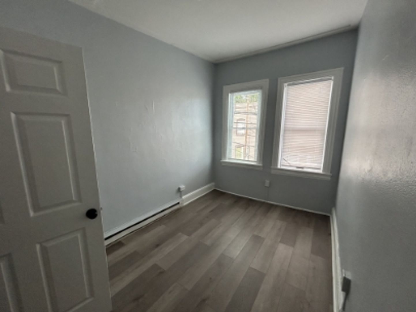 Lancaster Apartment: 430-432 Manor Street