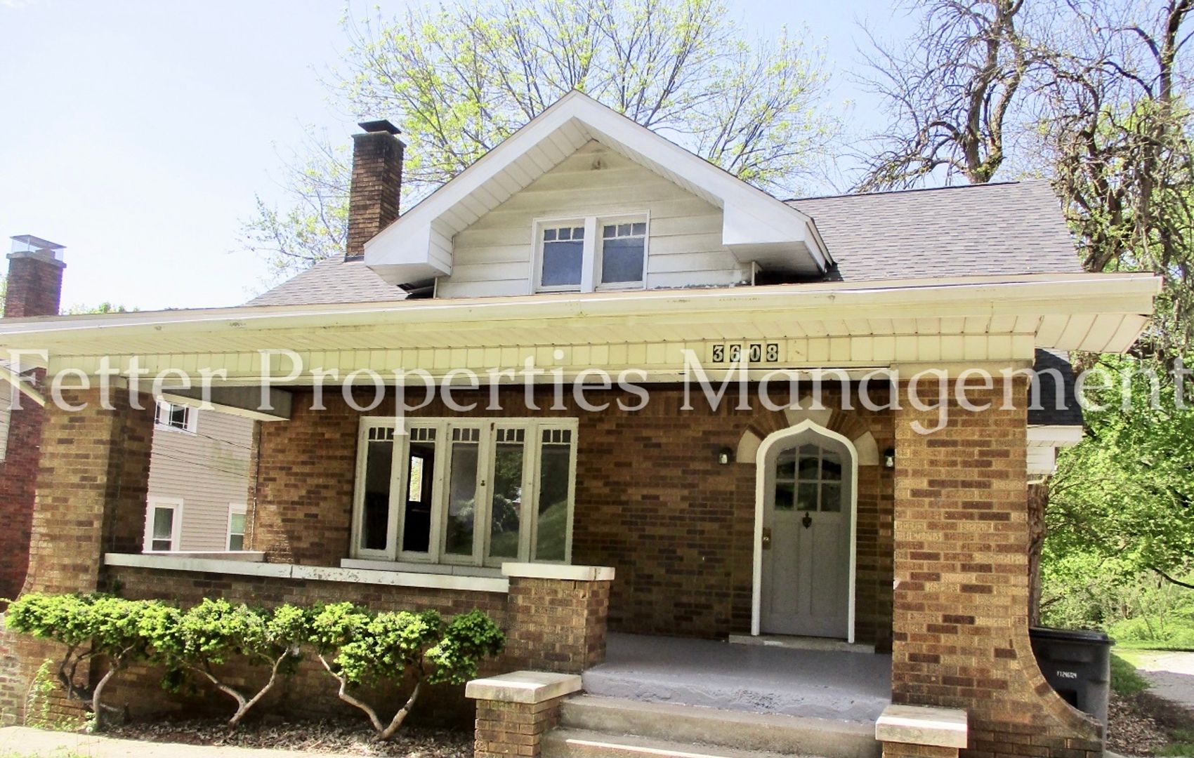 Evansville House: 3608 Stringtown Road