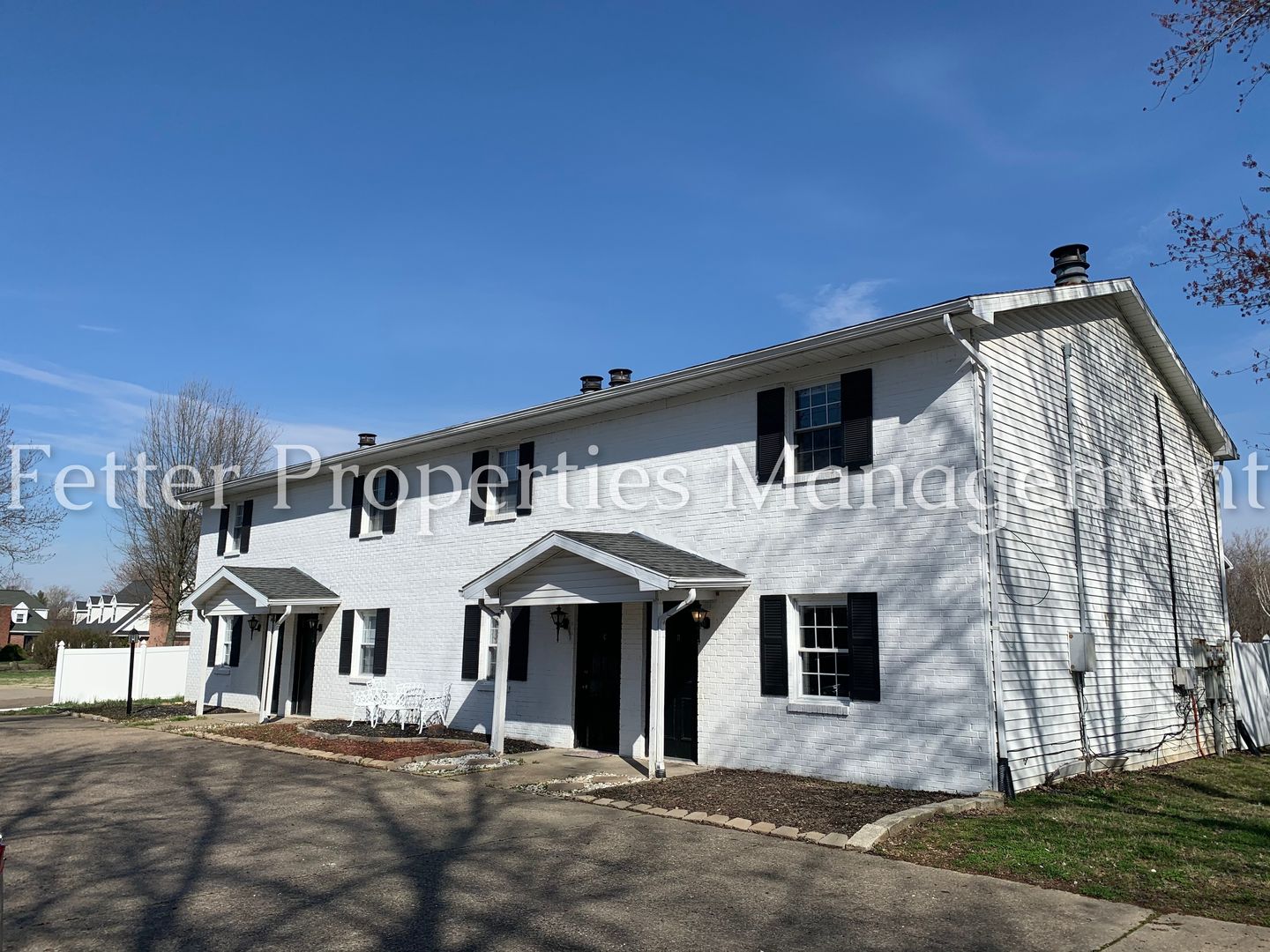 Newburgh Apartment: 6922 Jenner Rd