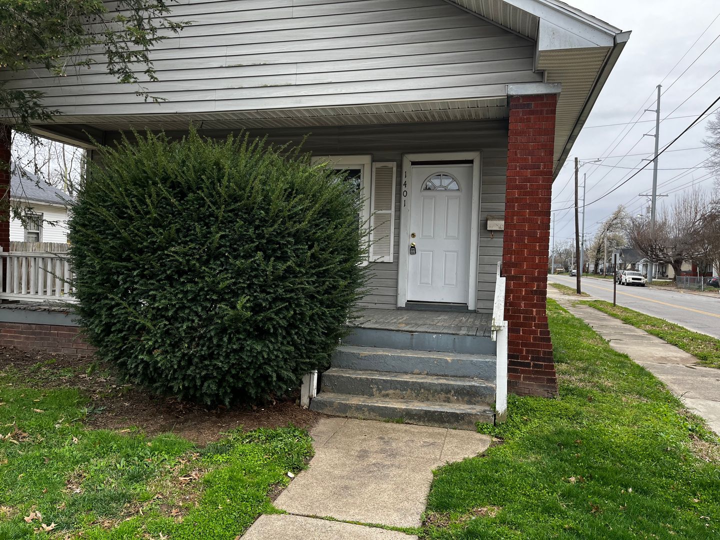 Evansville House: 1401 Adams Ave