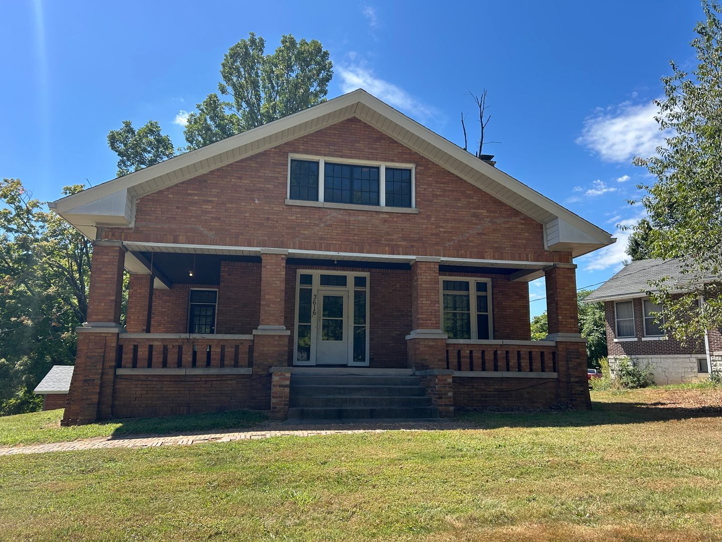 Evansville House: 3616 Stringtown Road
