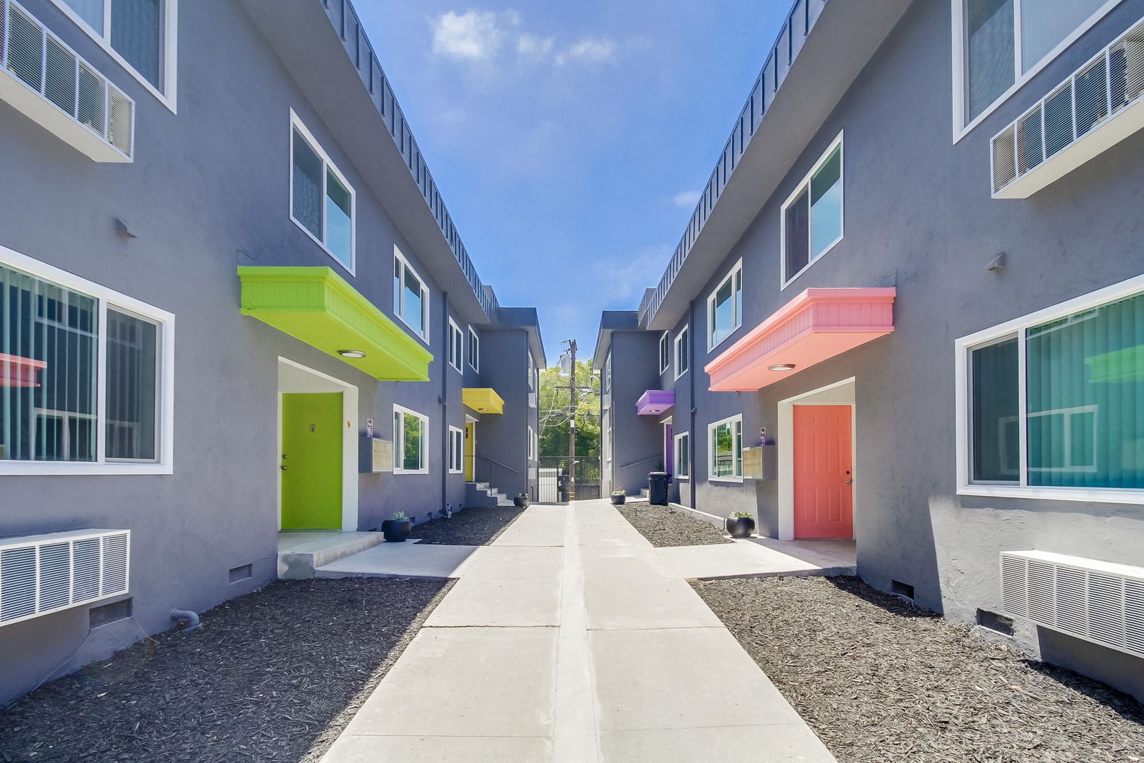 San Diego Apartment: 1239 Robinson Avenue