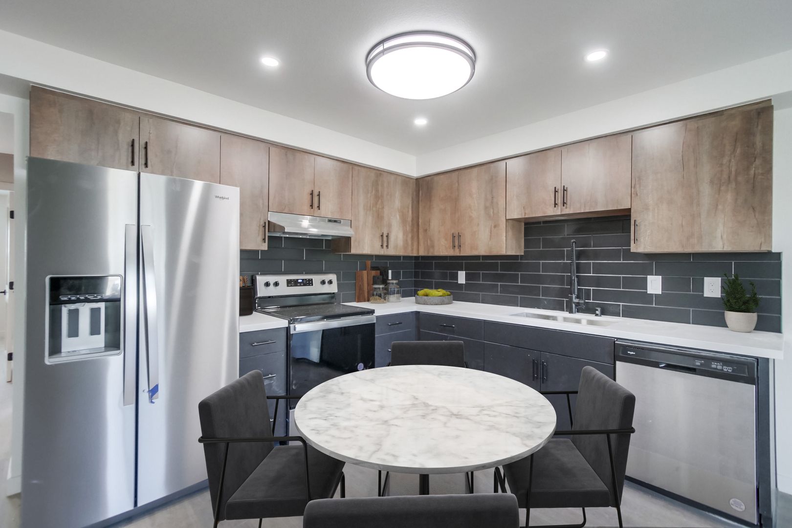 San Diego Apartment: 4820-4880 Clairemont Mesa Blvd