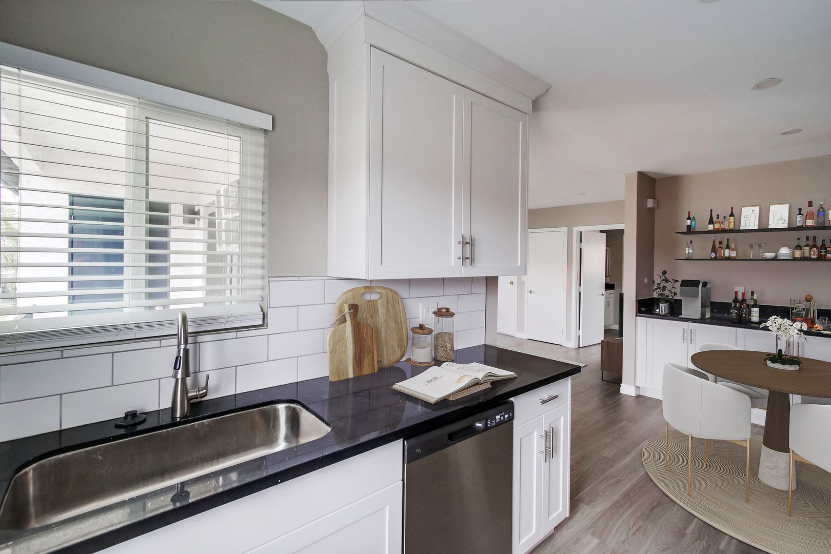 Santee Apartment: 10267 Mast Blvd