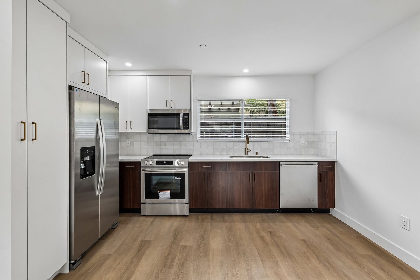 Carlsbad Apartment: 2620-2622 Roosevelt Street