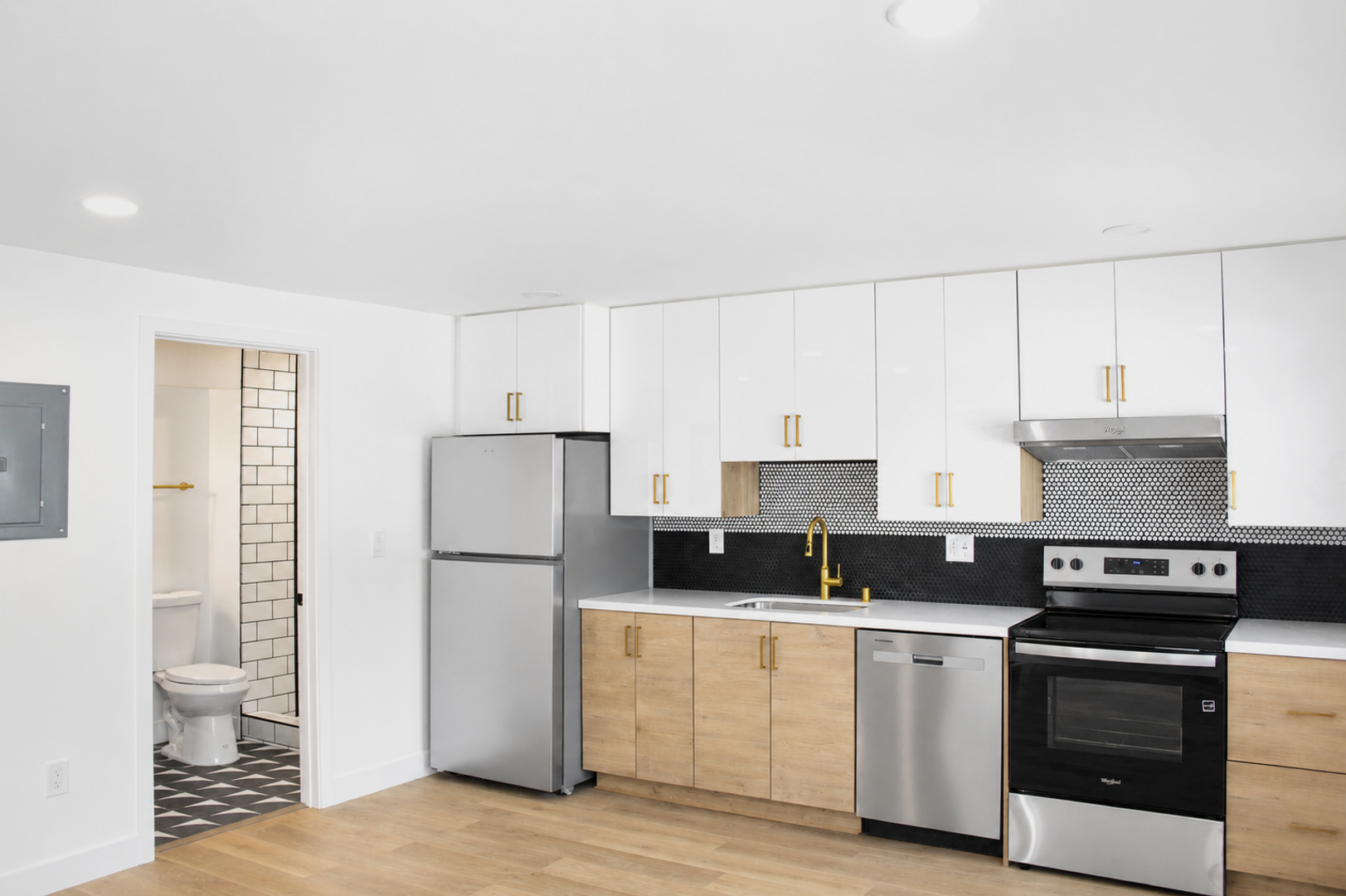 La Jolla Apartment: 6229-6237 La Jolla Blvd
