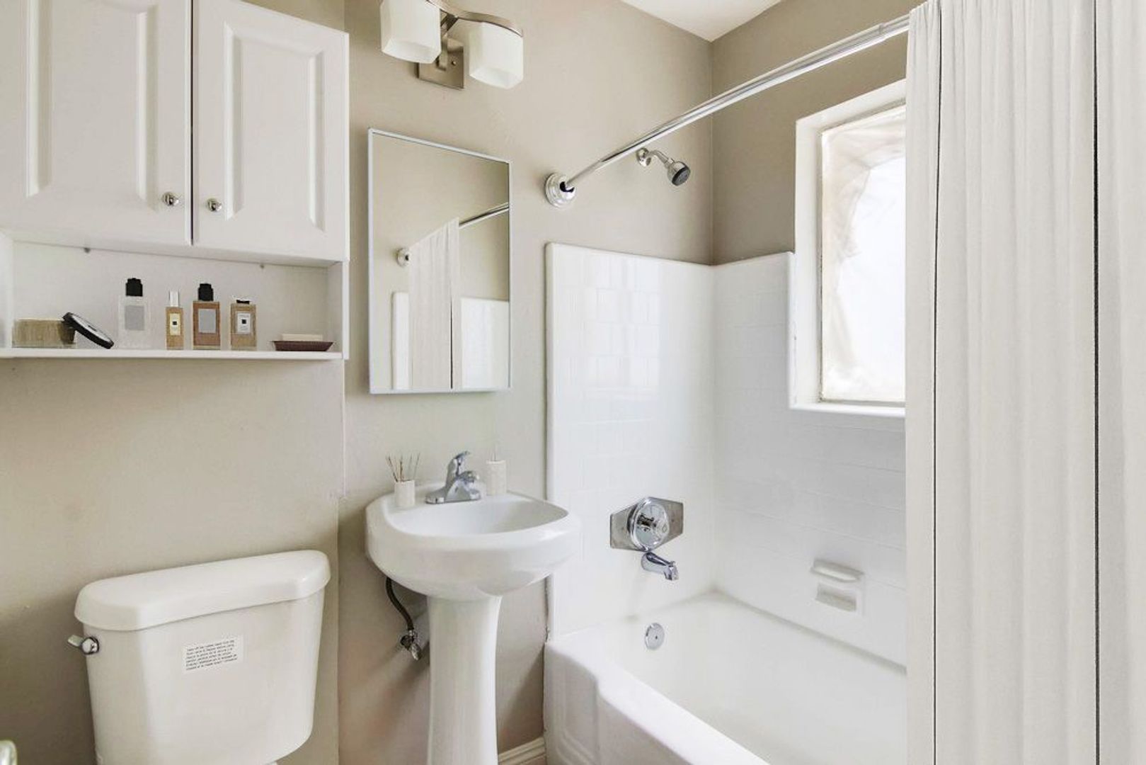 Chula Vista Apartment: 152-164 Garrett Ave