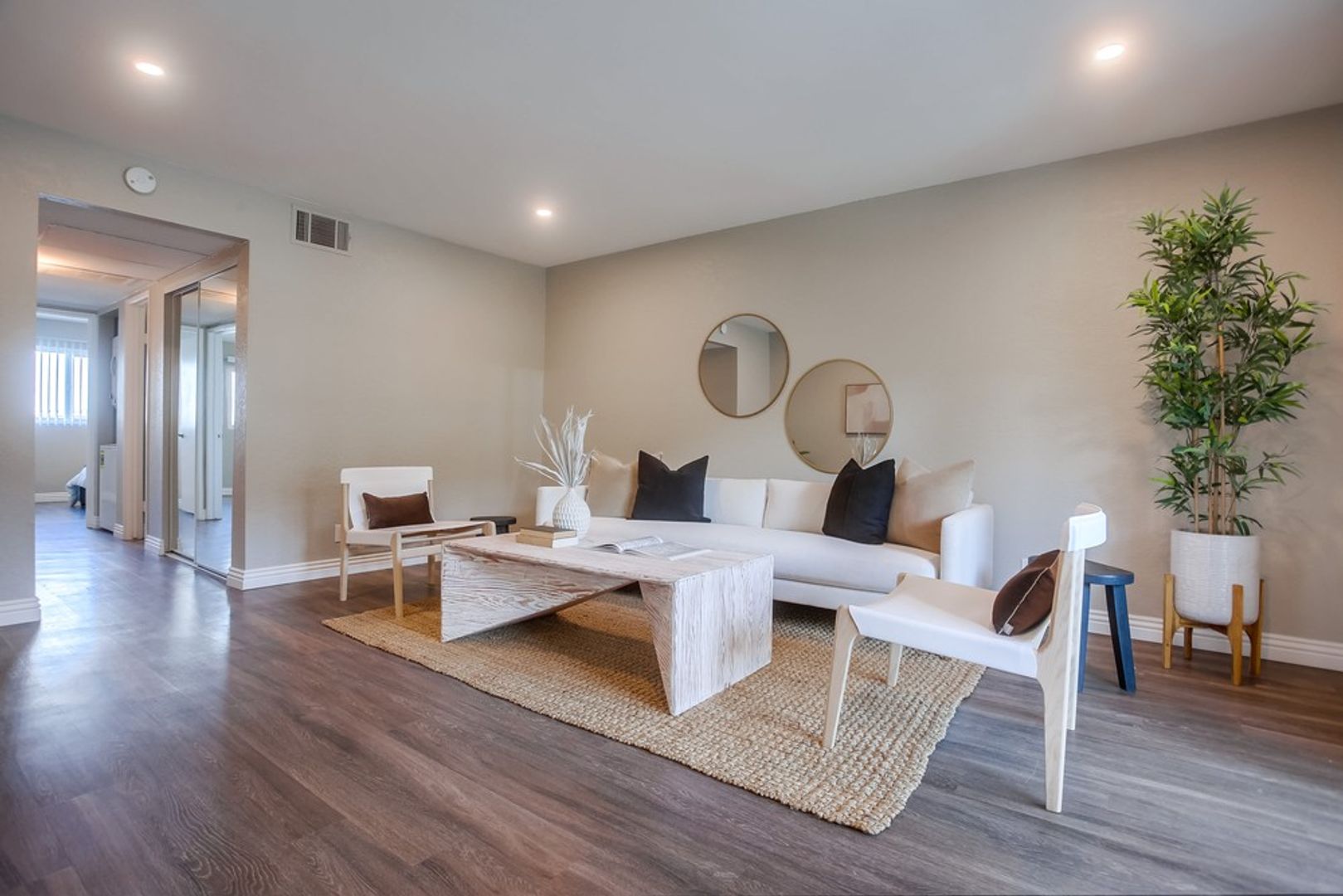 Escondido Apartment: 1580 South Juniper Street