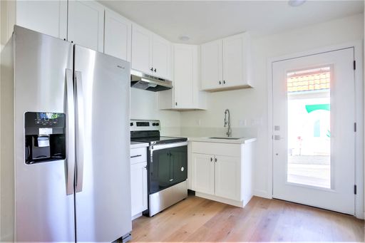 Mocha of Escondido | Modern Studio with A/C + Parking – photo 1
