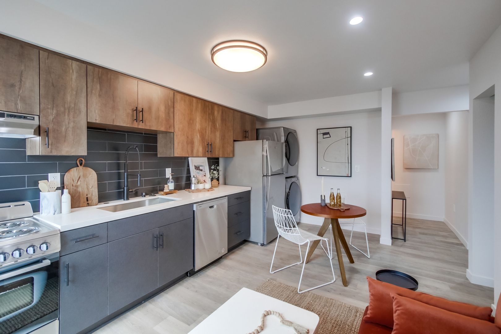 San Diego Apartment: 4820-4880 Clairemont Mesa Blvd