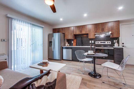 Le Jaime | Newly Renovated Apartments with In-Unit Laundry + A/C – photo 1