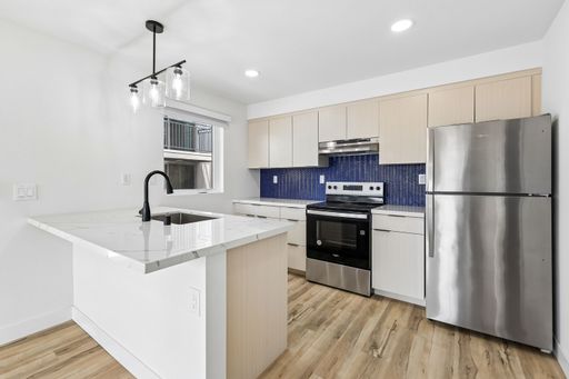 Easy Living at The Mayer – photo 1