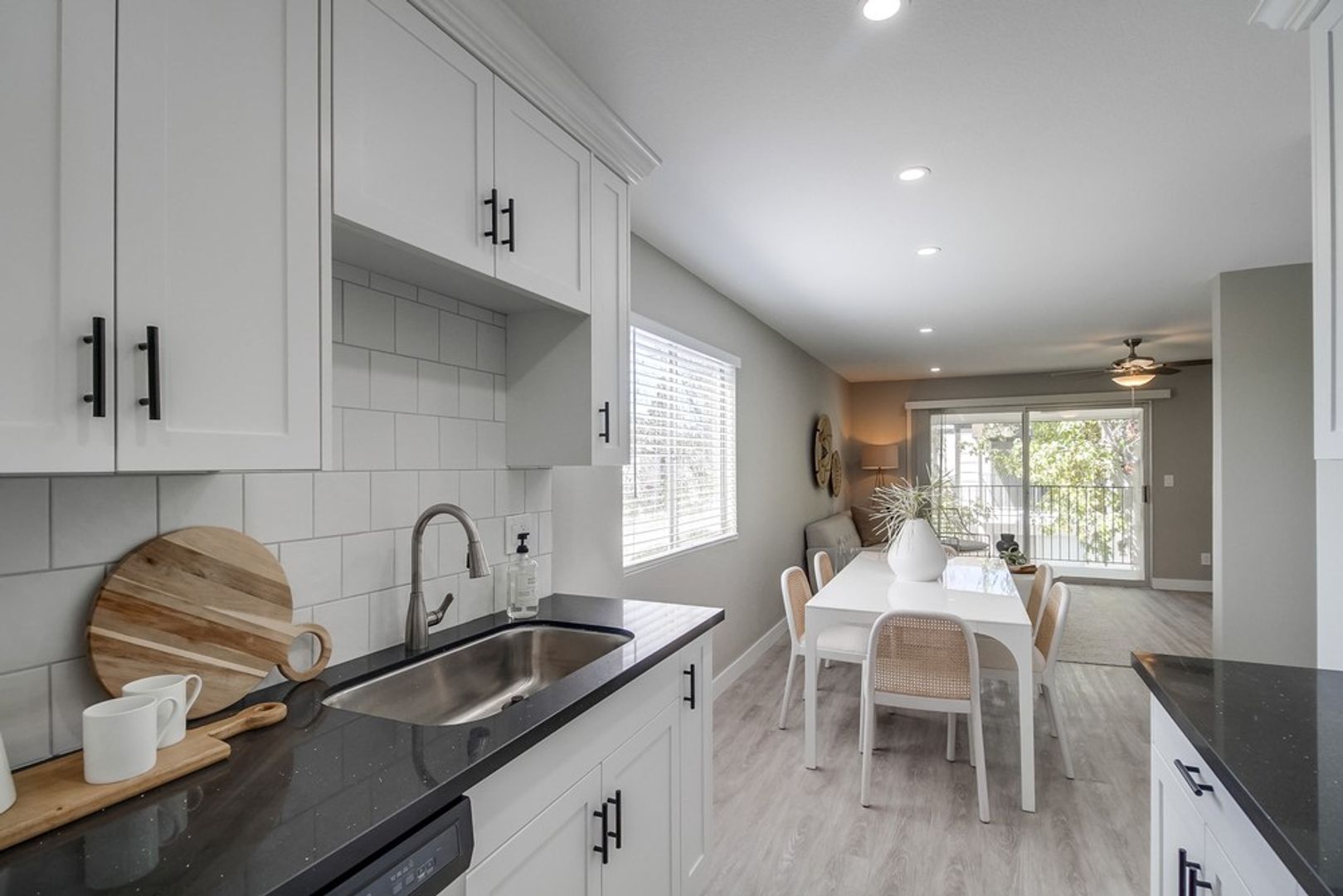 La Mesa Apartment: 4747-4757 Jessie Ave