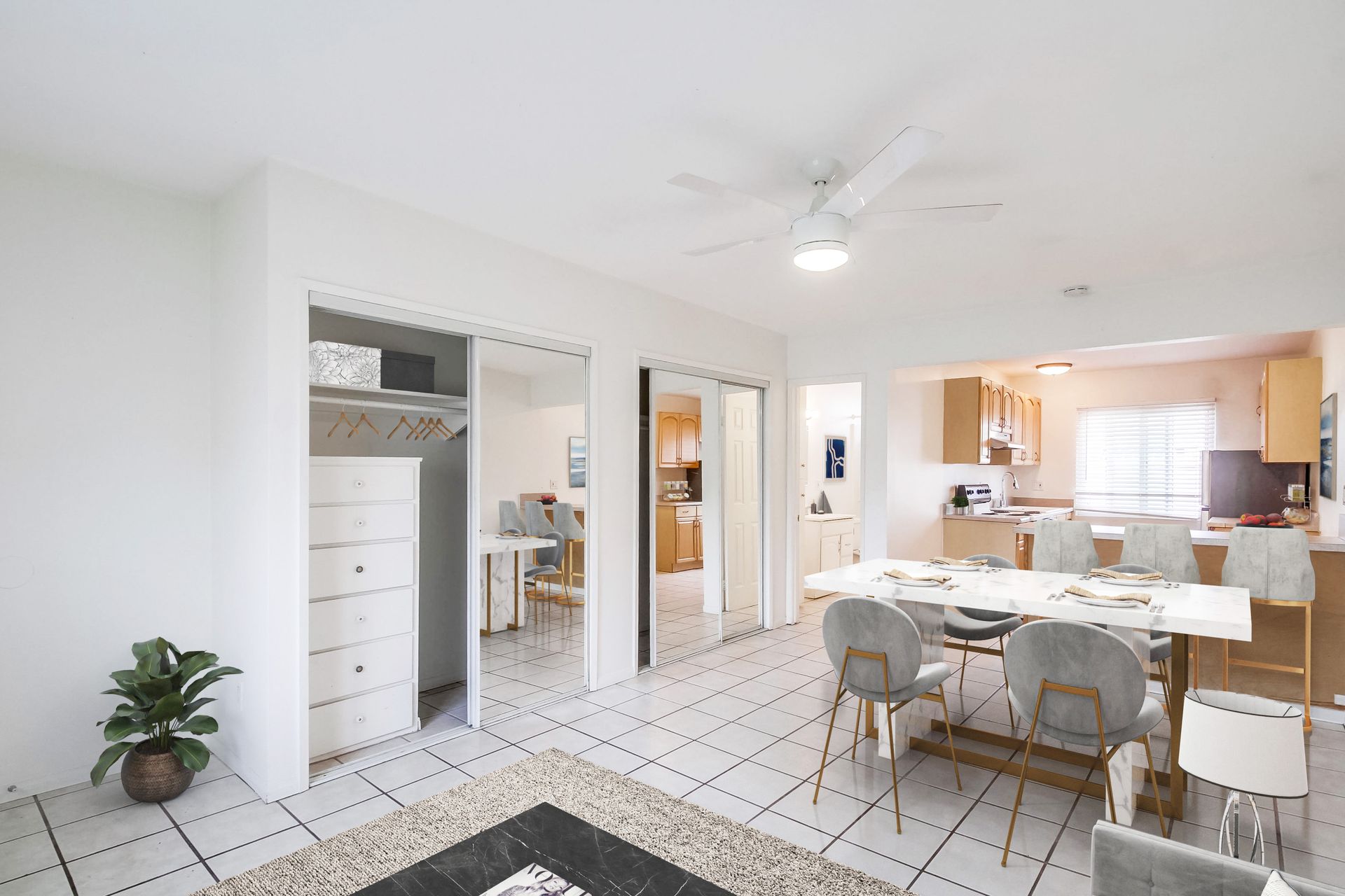 San Diego Apartment: 2874 B Street