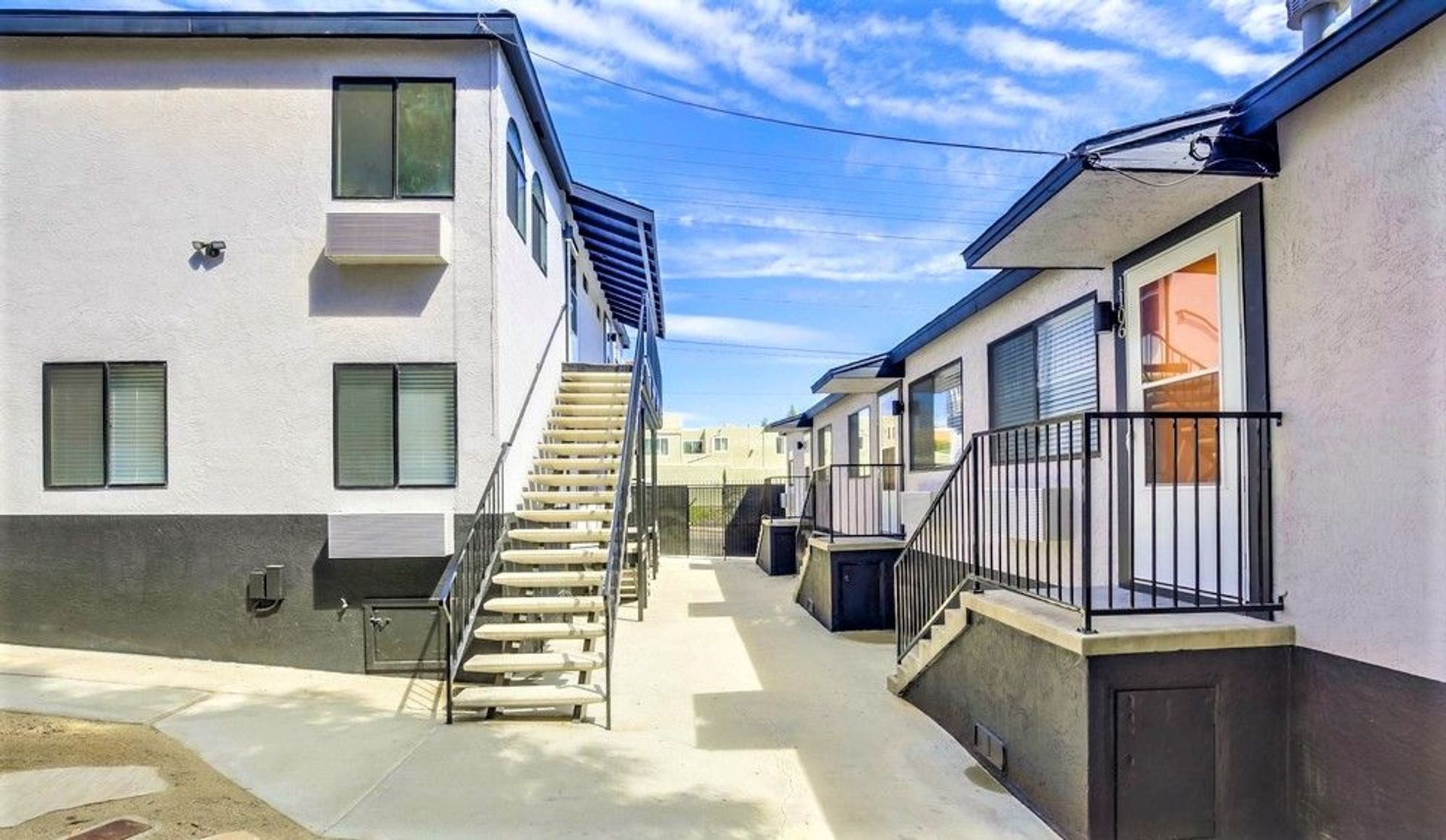 San Diego Apartment: 1102-1114 30th St