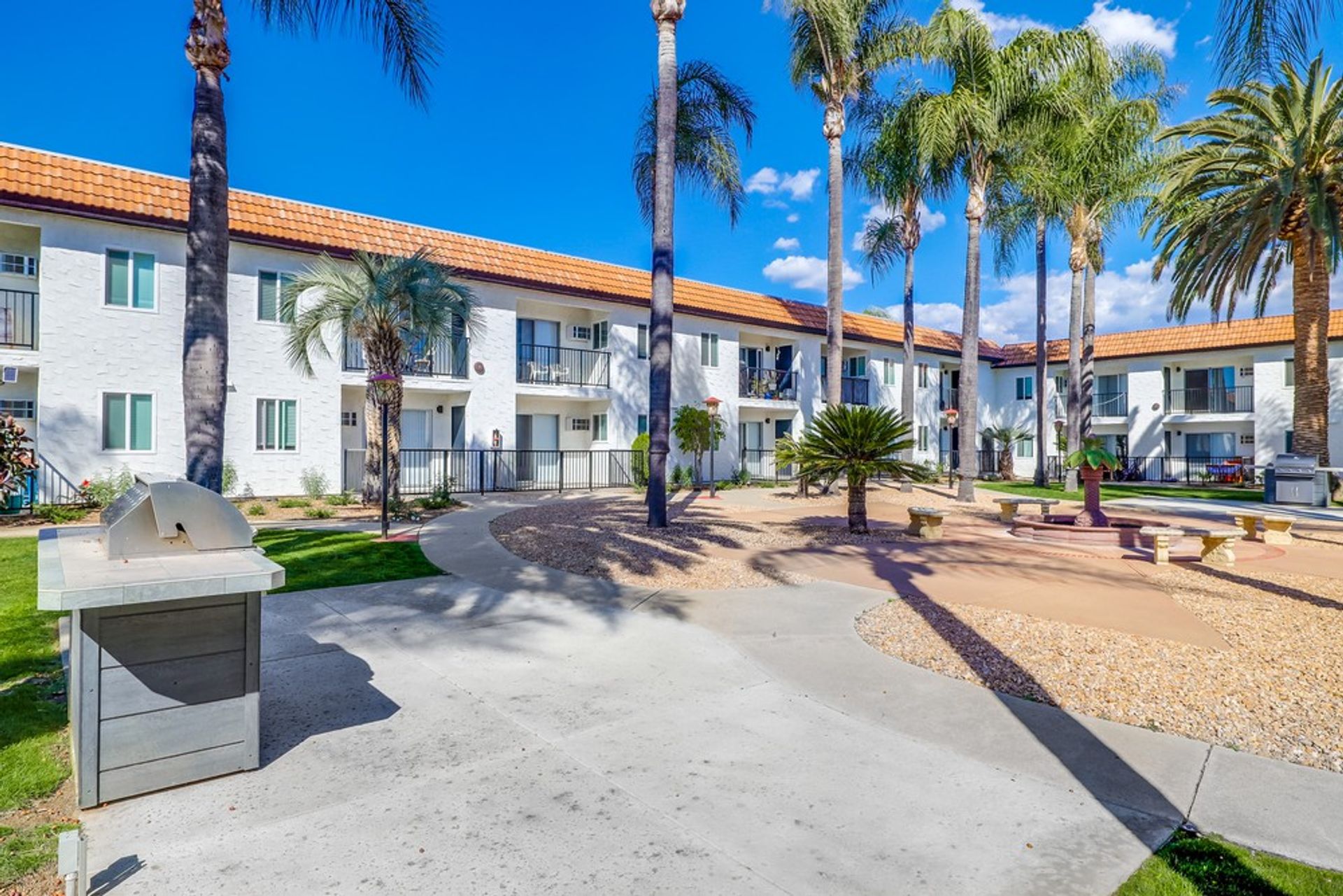Santee Apartment: 10267 Mast Blvd