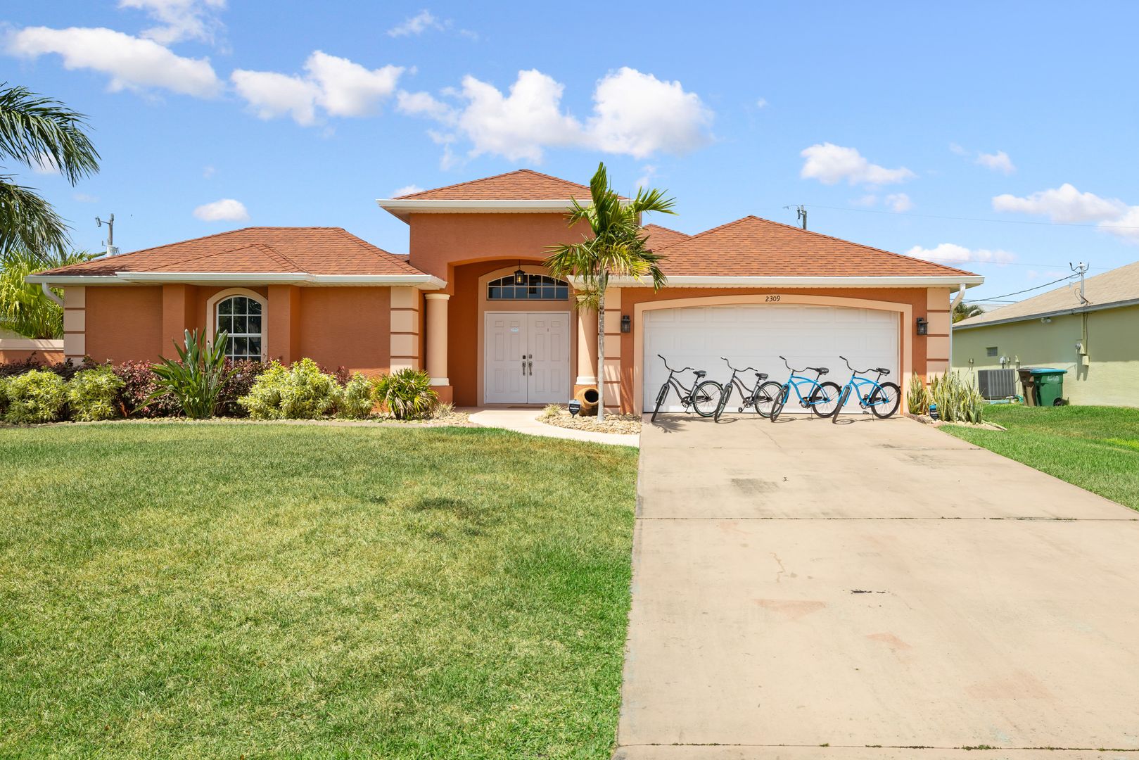 Cape Coral House: 2309 SW 27th St