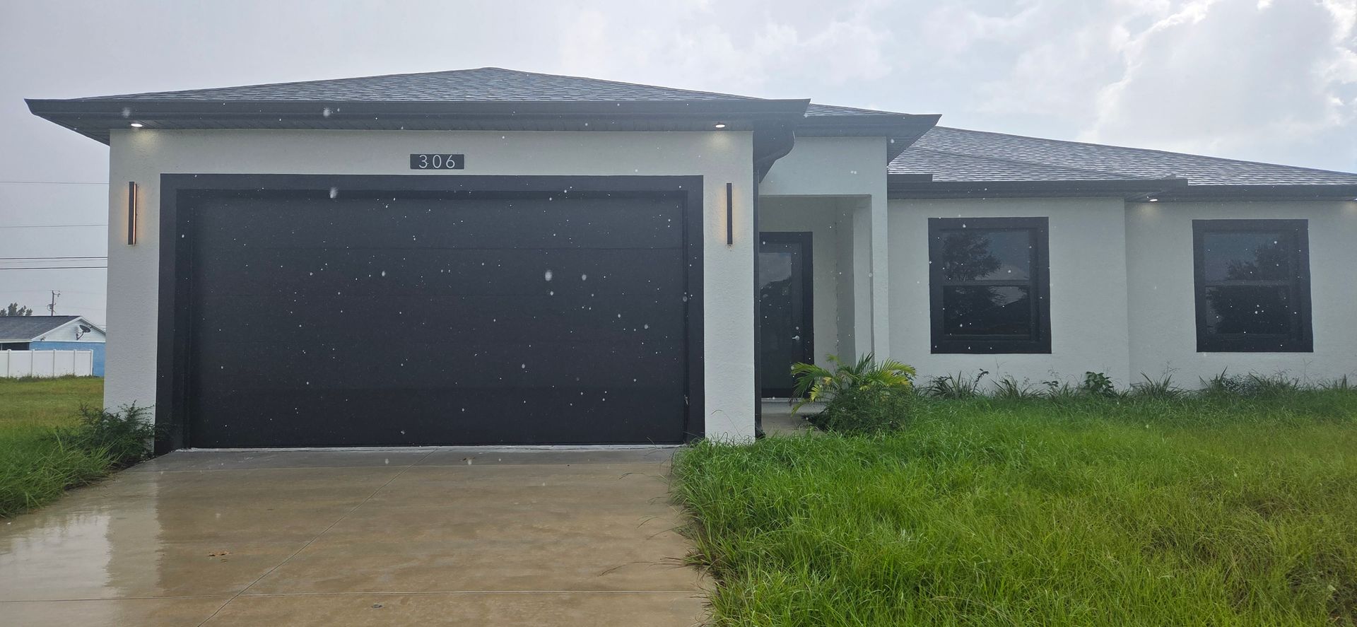 Cape Coral House: 306 NE 10th Ter