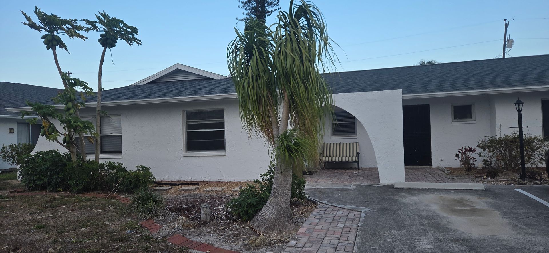 Cape Coral House: 3609 SE 9th Pl #1