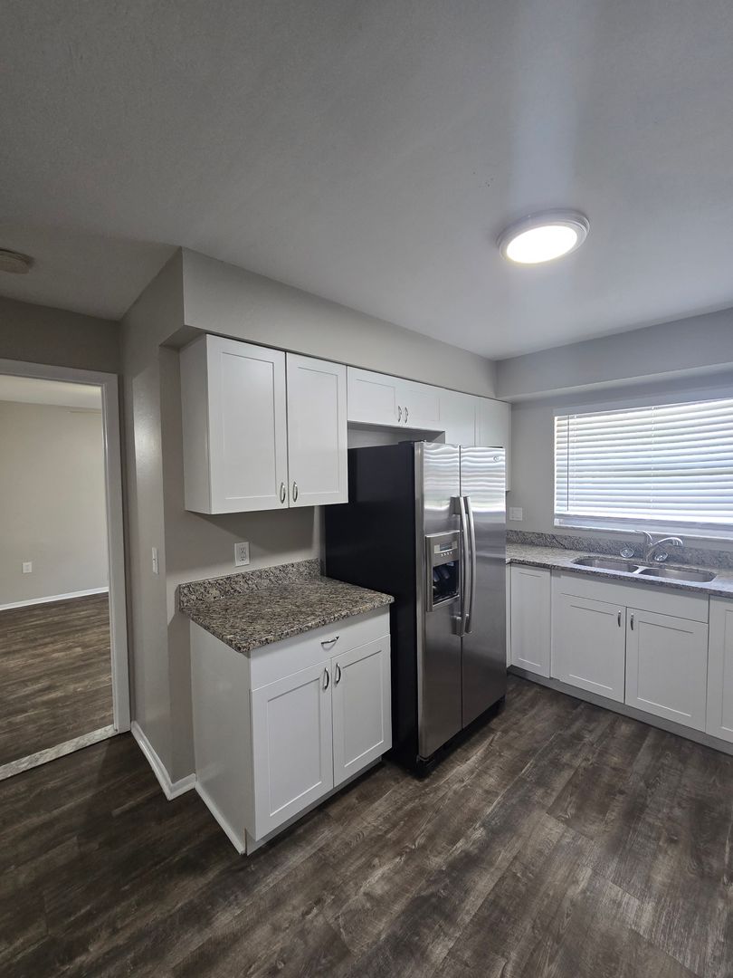 Cape Coral House: 1904 Santa Barbara Blvd #5