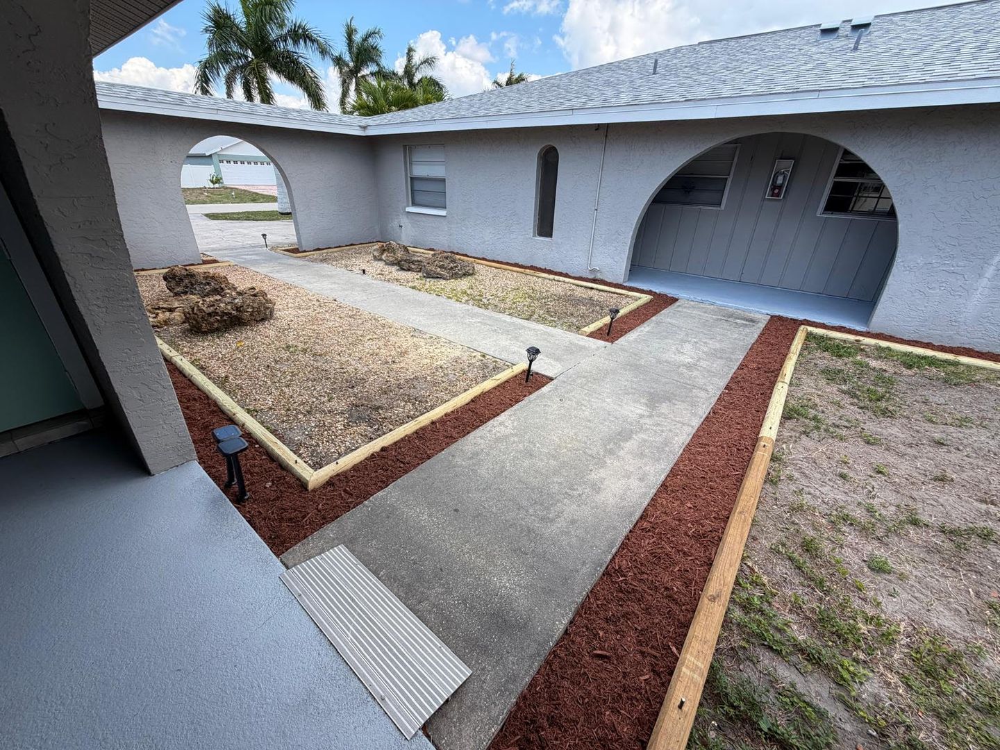 Cape Coral House: 702 SE 47th St #2