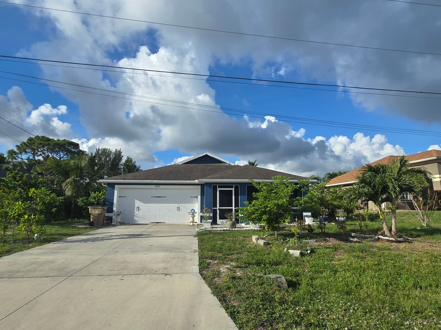 Cape Coral House: 1614 SW 22nd Ter