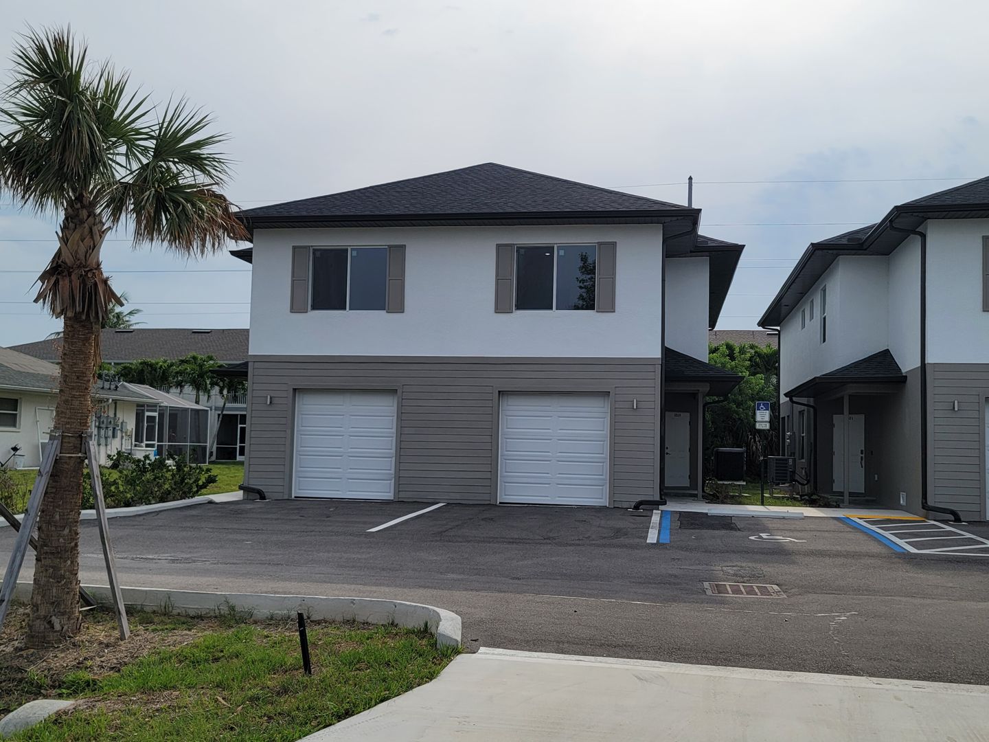 Cape Coral House: 3517 SW Santa Barbara Pl