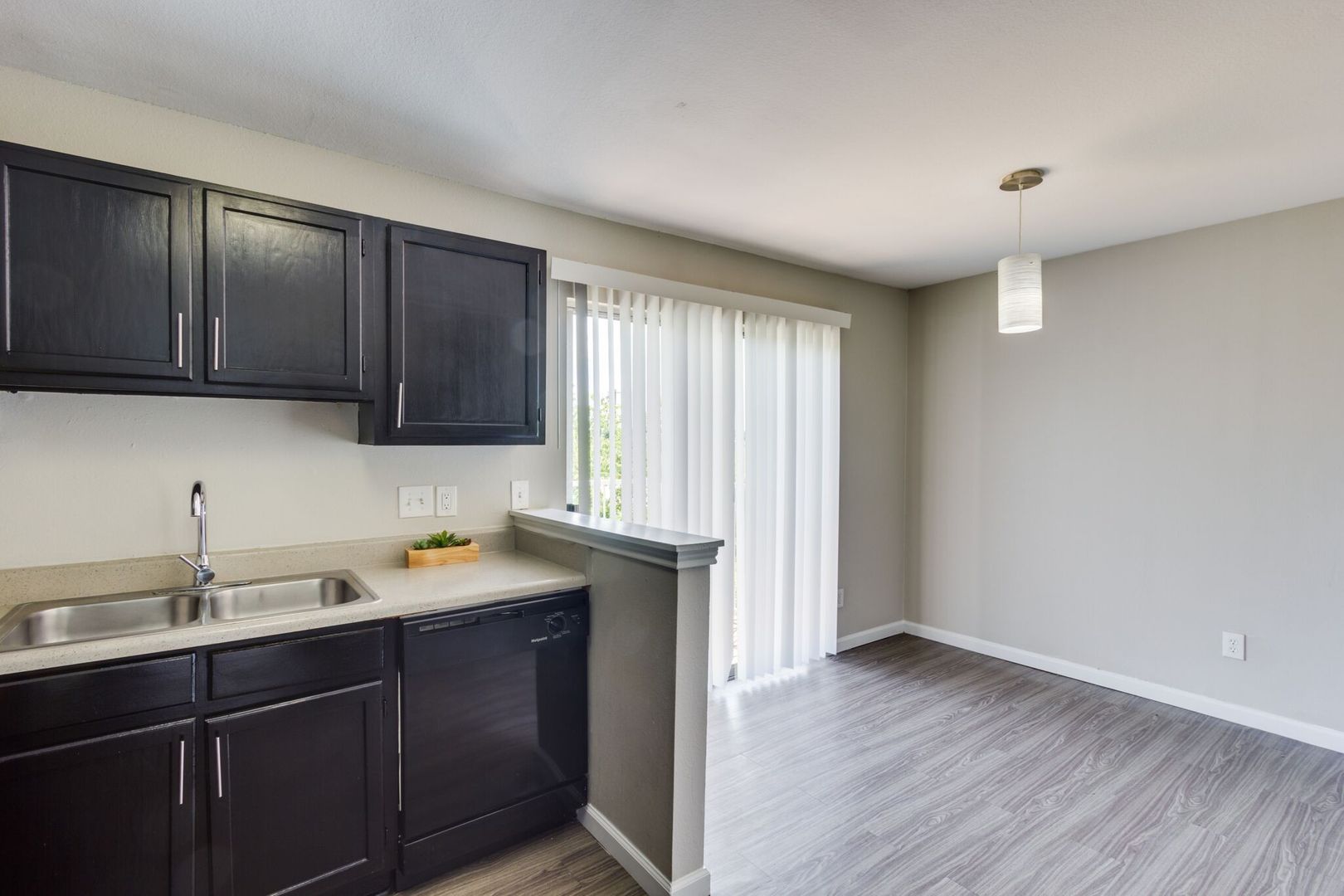 San Marcos Apartment: 705 River Road